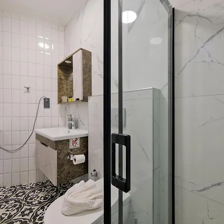Apartmanhotel Körfez 4*