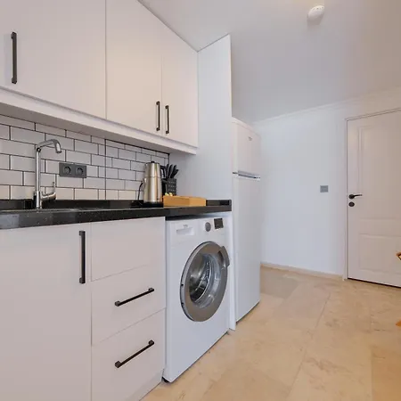 Apartmanhotel Körfez 4*